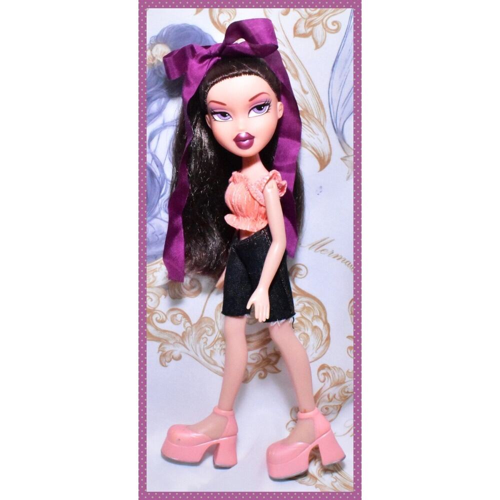 Vtg Bratz MGA Head Gamez Dana Doll 1st Edition Restyled Redressed Y2K 2005 - Picture 2 of 12
